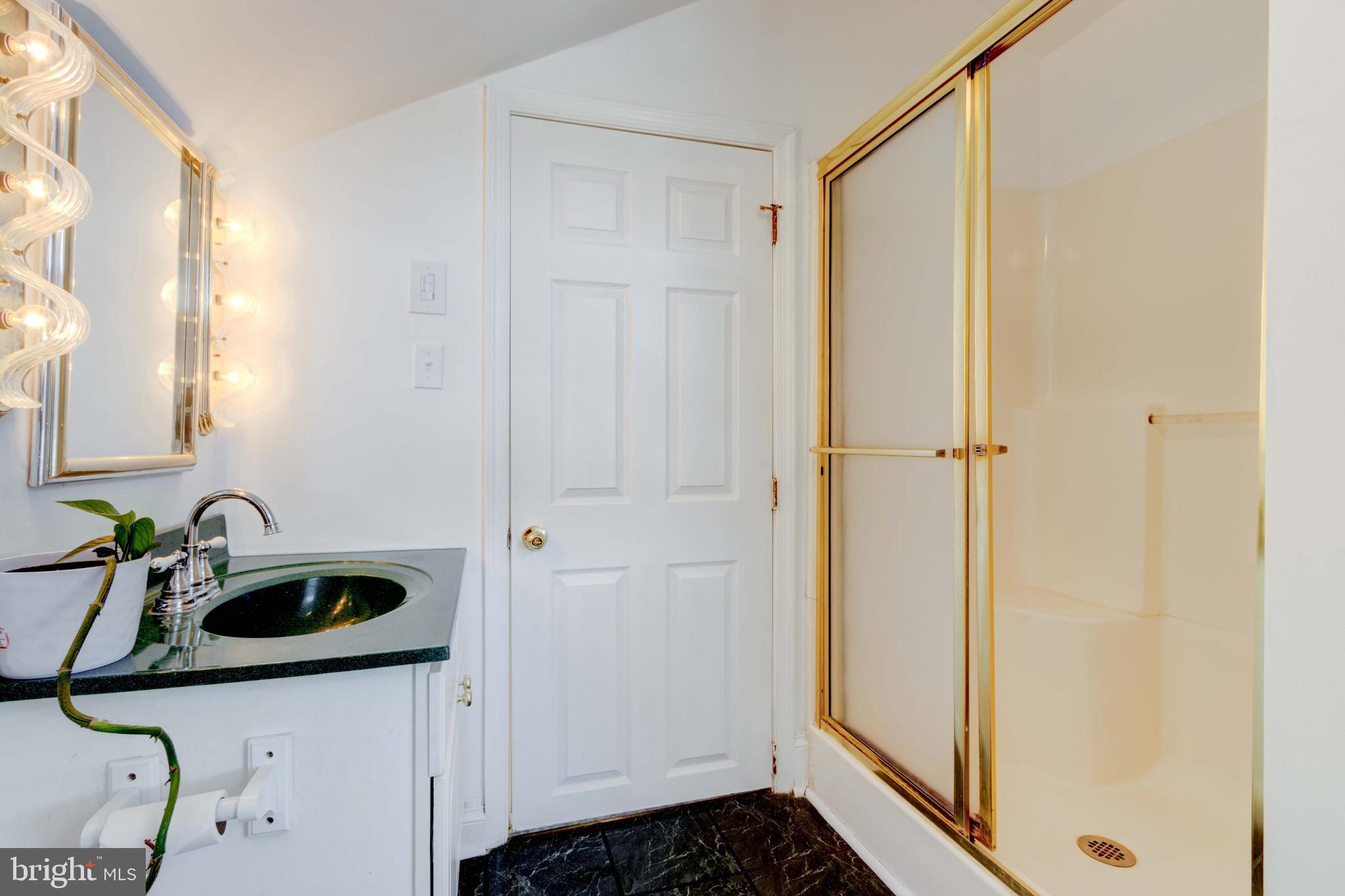 2025 Northeast Ne Baltimore, MD 21227 - Photo 72 of 122