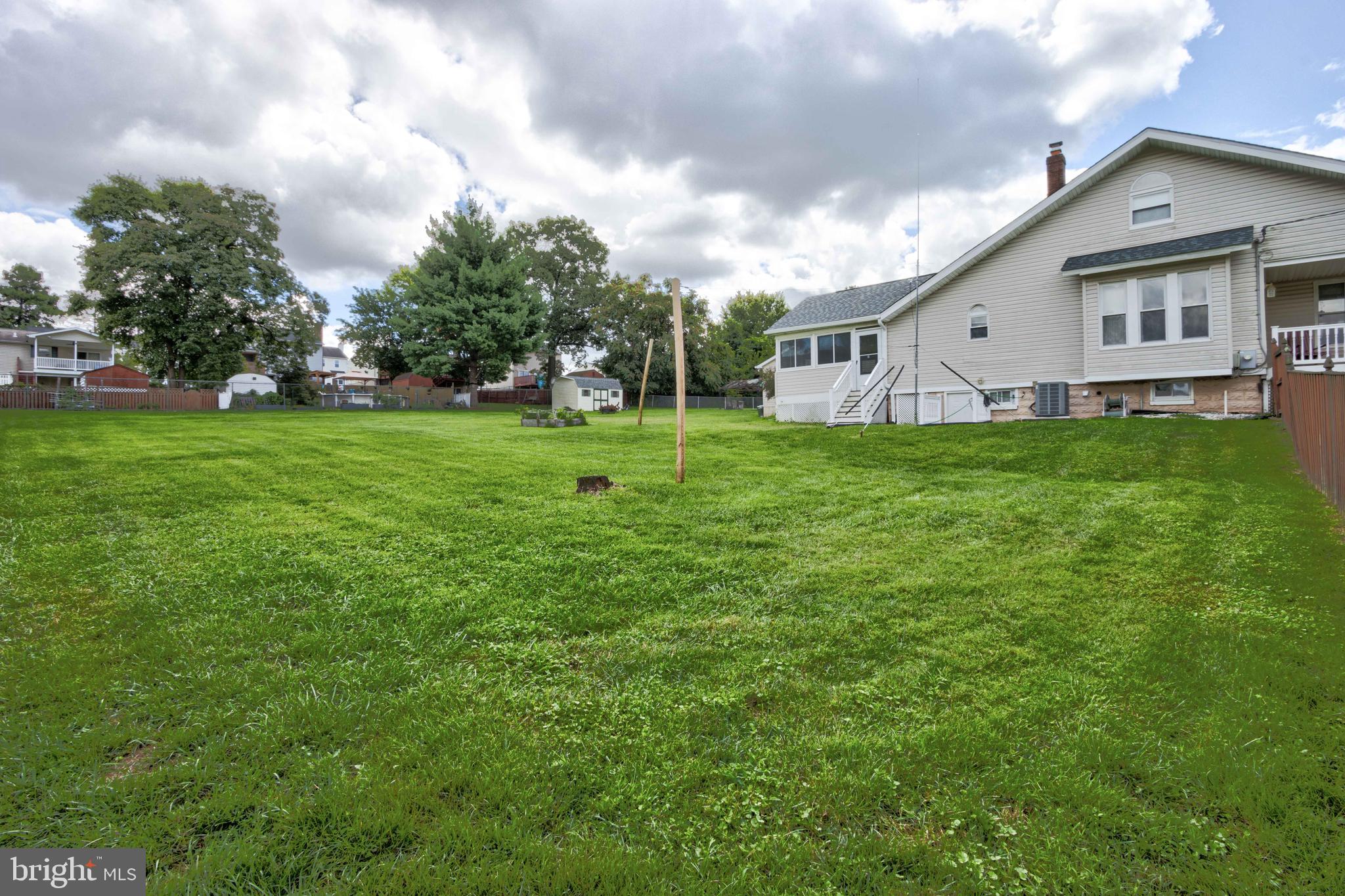 2025 Northeast Ne Baltimore, MD 21227 - Photo 73 of 122