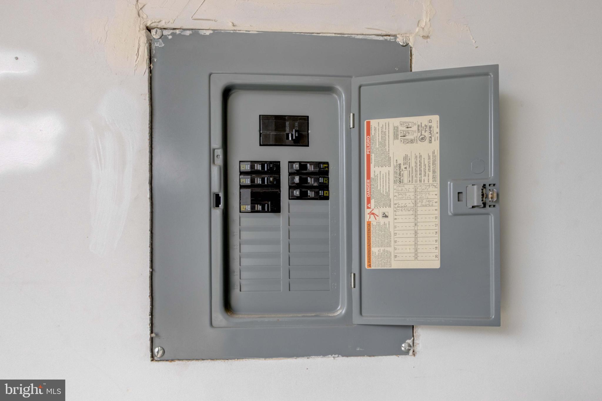 2025 Northeast Ne Baltimore, MD 21227 - Photo 83 of 122 220 Volt 3 phase panel box in garage