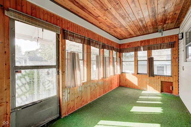 $2,000 | 1744 North Norfolk Street, Indianapolis, IN 46224