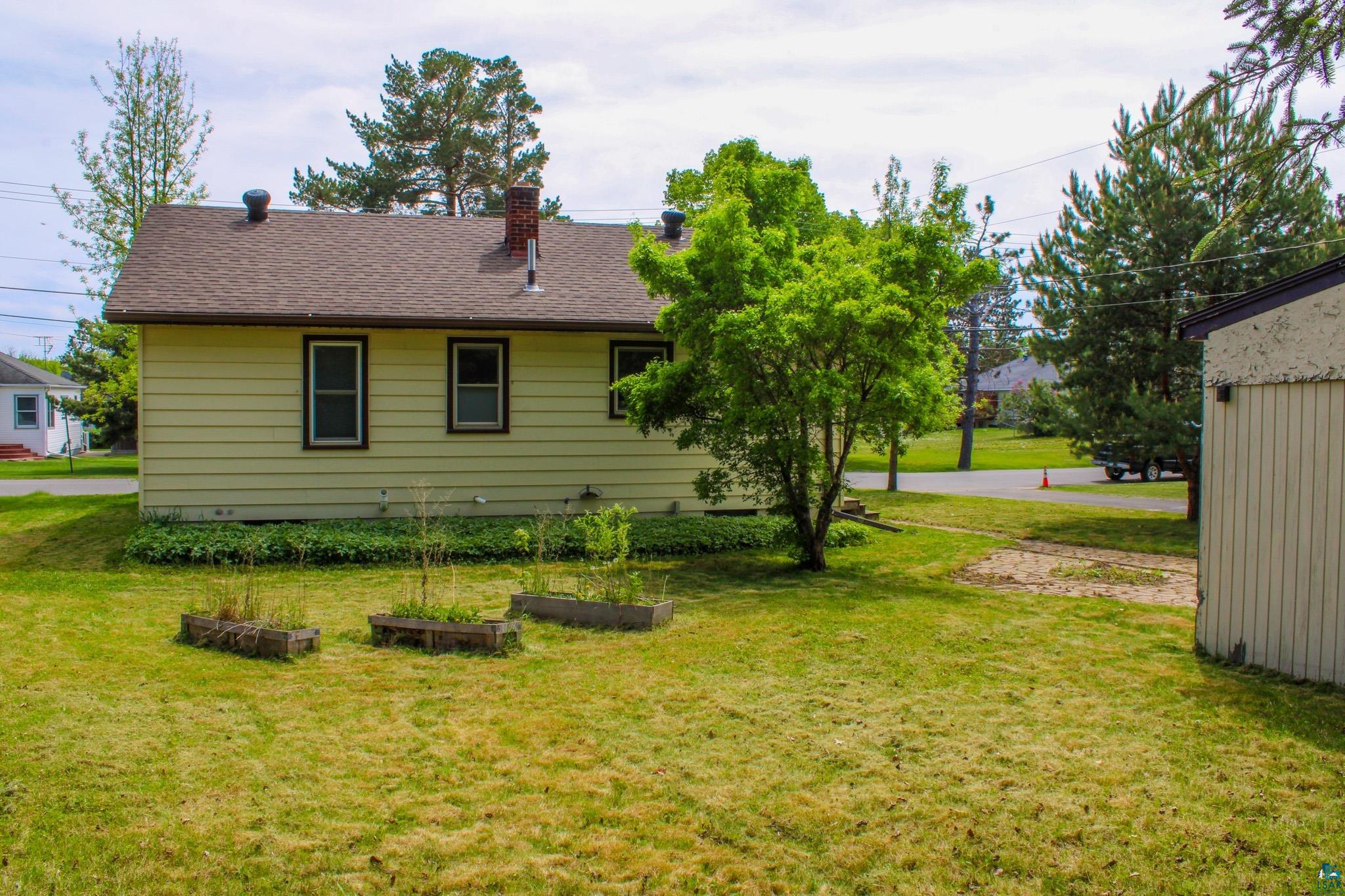 423 East 38th Street Hibbing, MN 55746 - Photo 24 of 38