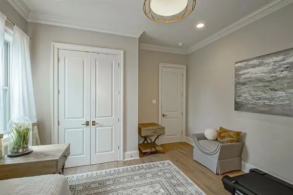 $1,095,000 | 208 Forest Oaks Drive, New Orleans, LA 70131