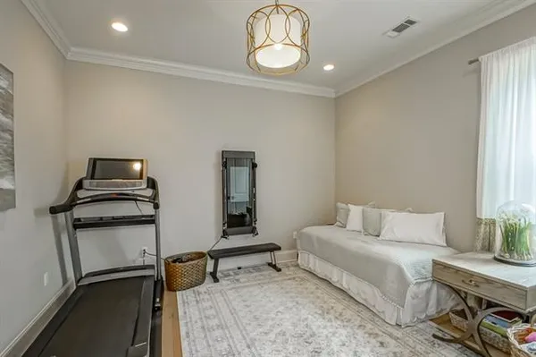 $1,095,000 | 208 Forest Oaks Drive, New Orleans, LA 70131