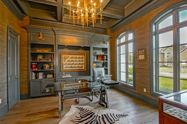 $1,095,000 | 208 Forest Oaks Drive, New Orleans, LA 70131