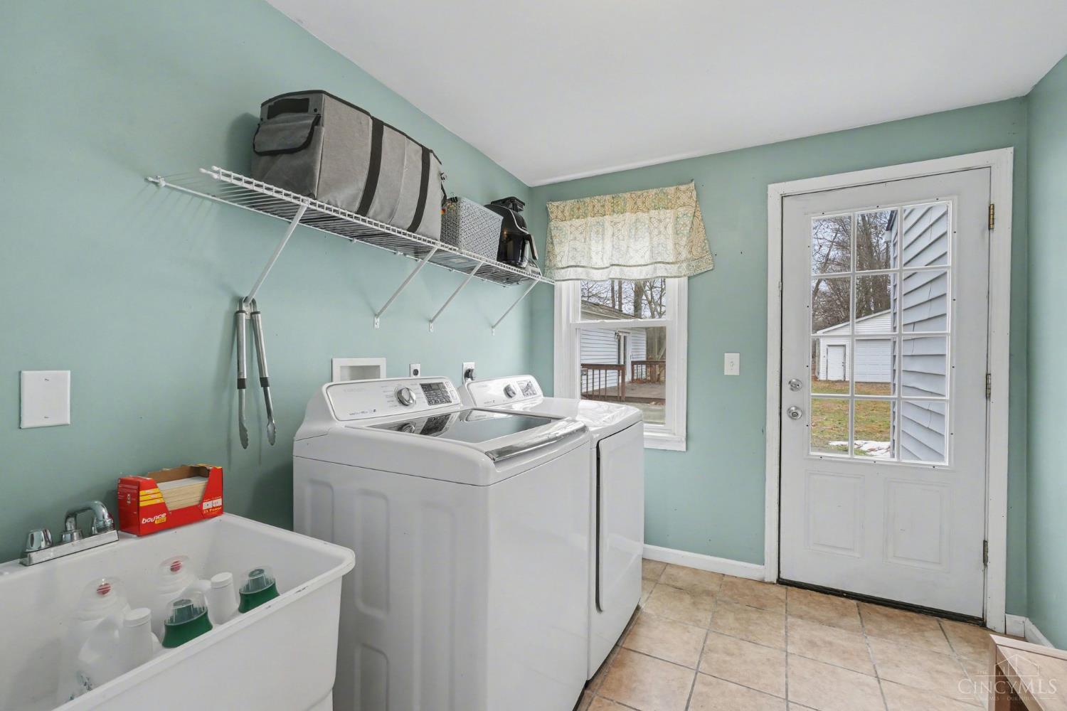 1400 Wade Road Milford, OH 45150 - Photo 11 of 30 Gallery Image 11