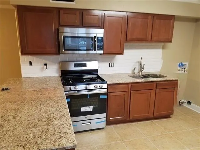 $1,200 | 4520 Herrmann Street, Metairie, LA 70006