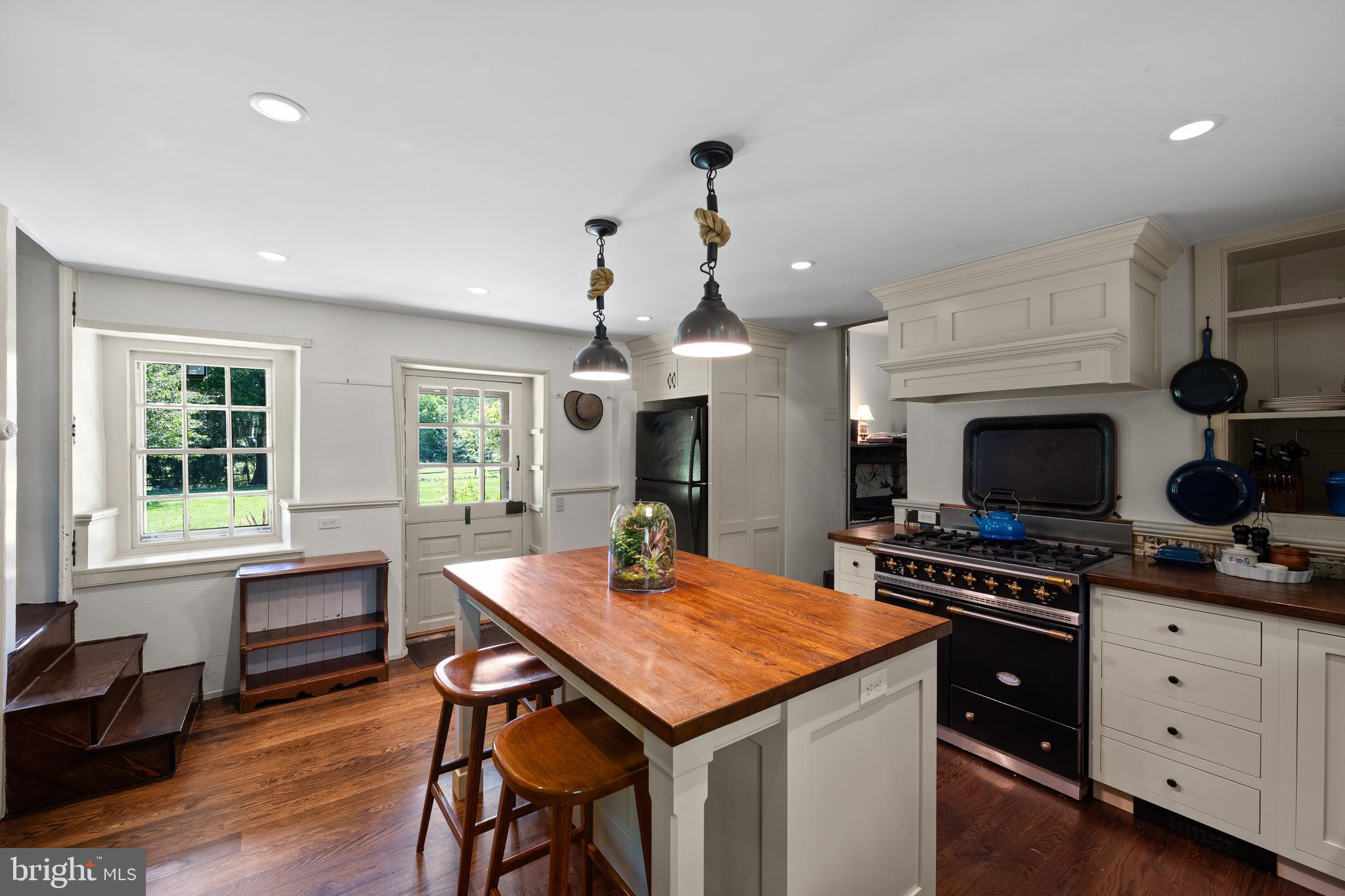 295 Marshall Bridge Road Kennett Square, PA 19348 - Photo 12 of 45 Lacanche 6-Burner Range