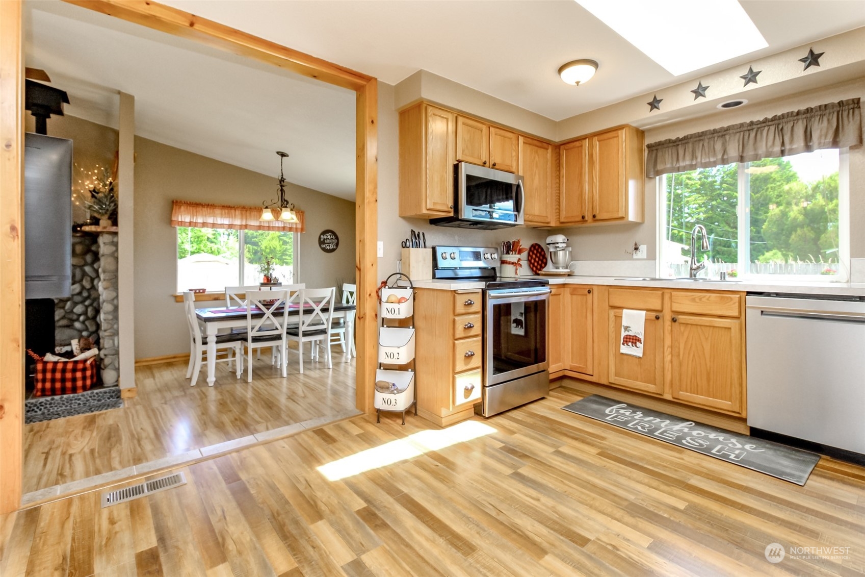 17924 Camus Drive Southwest Rochester, WA 98579 - Photo 11 of 40