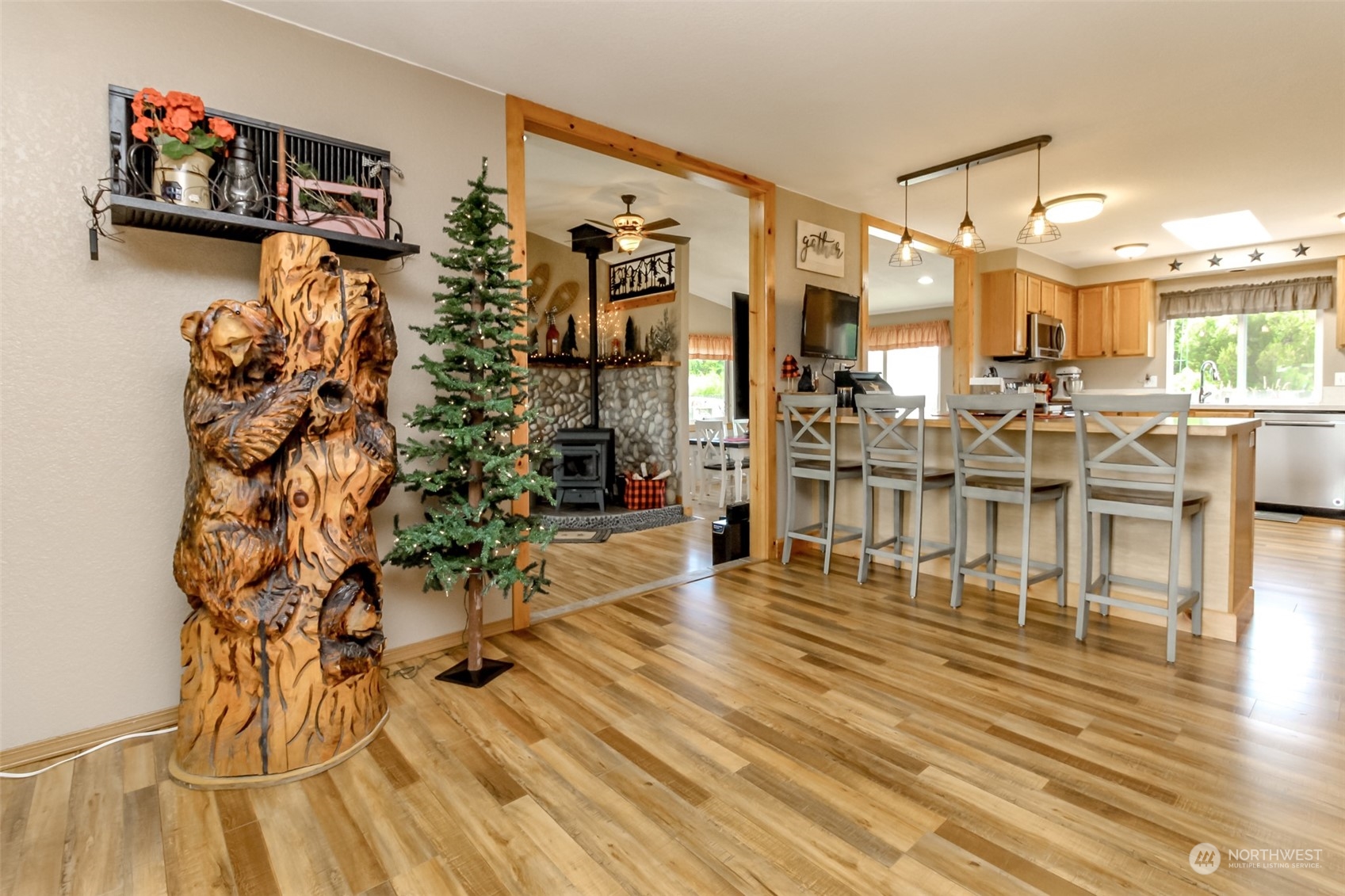 17924 Camus Drive Southwest Rochester, WA 98579 - Photo 6 of 40