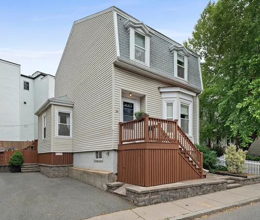 $949,900 | 24 Moseley Street, Boston, MA 02125