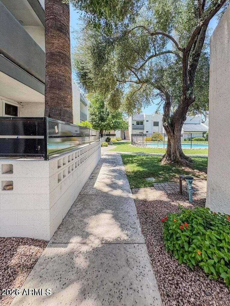 302 East Monte Vista Road, Unit C3 Phoenix, AZ 85004 - Photo 19 of 27 20260422223221671459000000-o