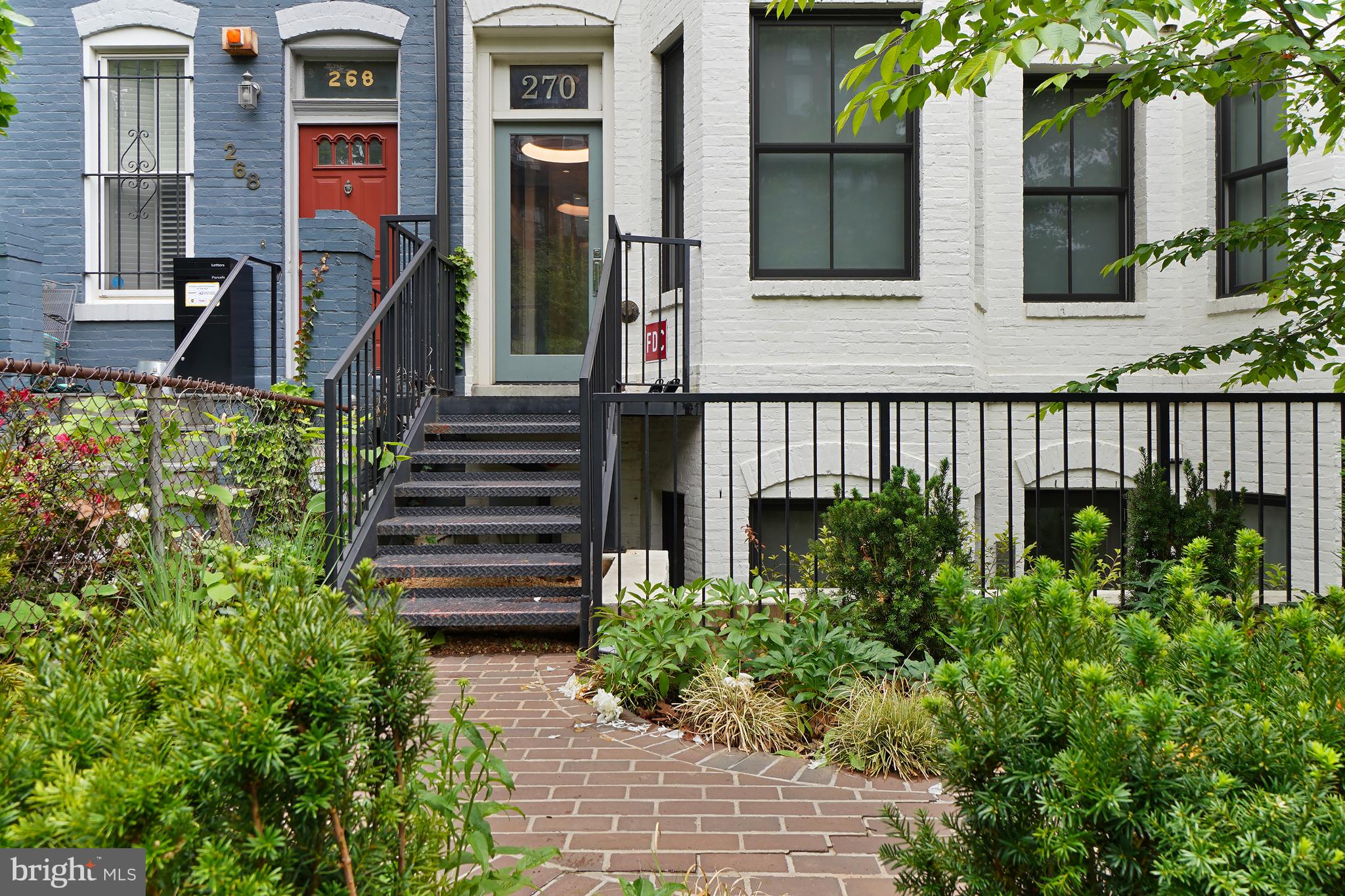 270 15th Street Southeast, Unit 202 Washington, DC 20003 - Photo 3 of 27