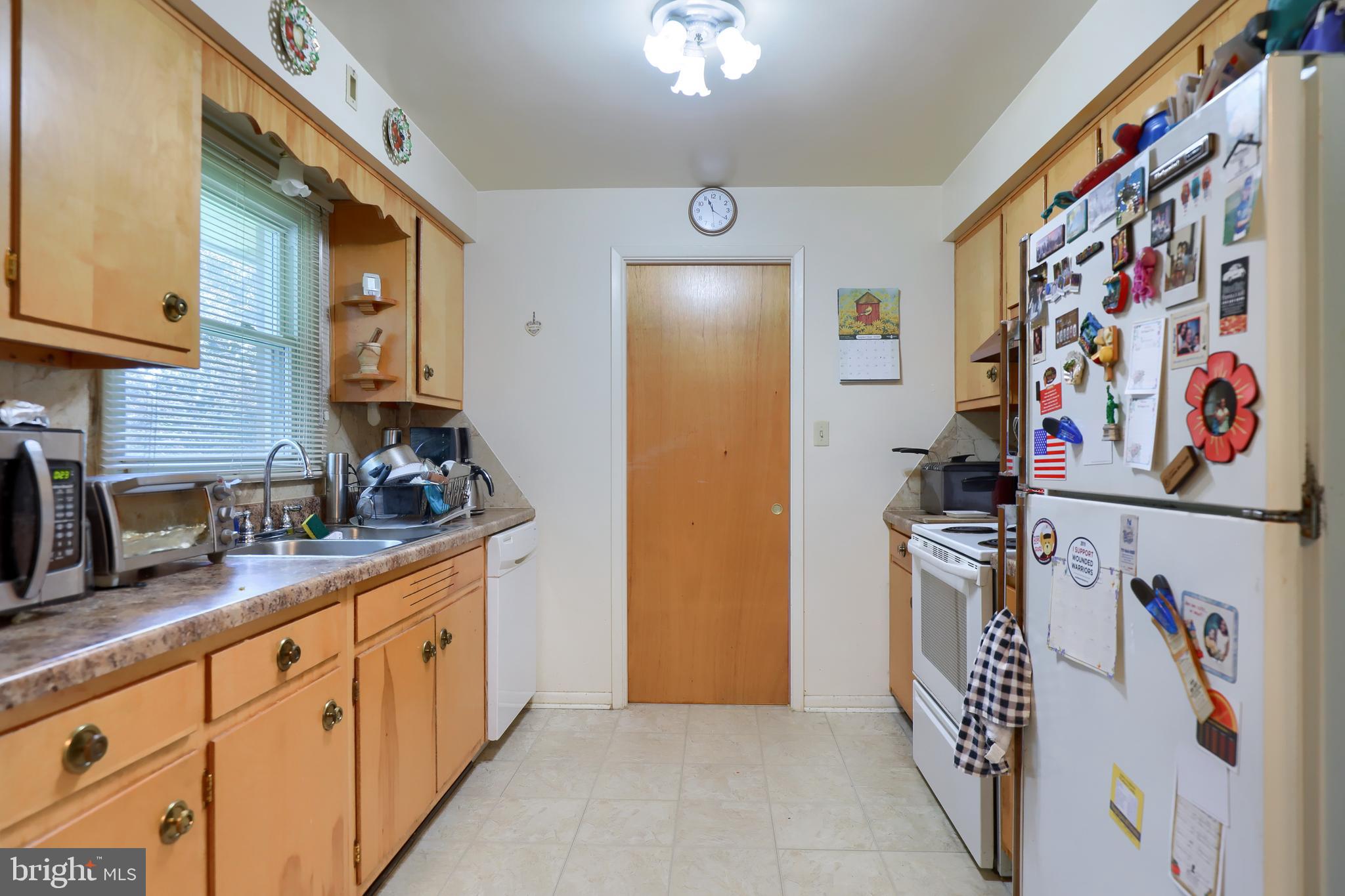 1864 Powder Mill Road York, PA 17402 - Photo 22 of 29