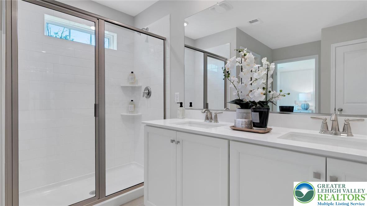 2153 Isabel Lane Allentown, PA 18103 - Photo 17 of 30