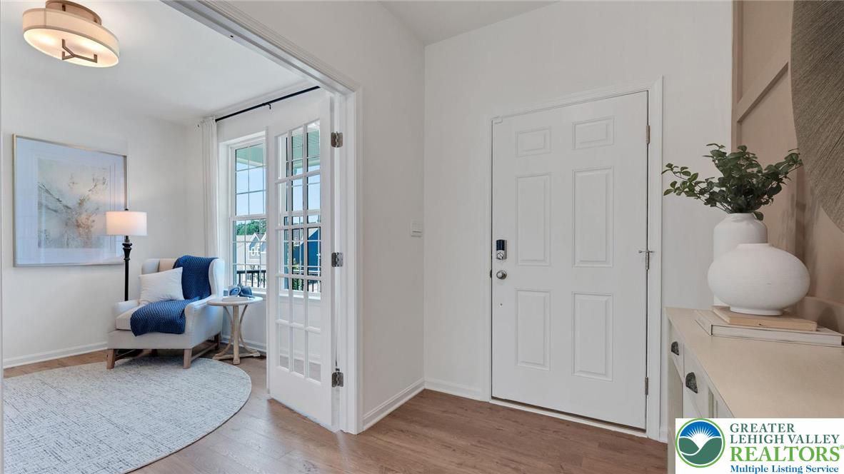 2153 Isabel Lane Allentown, PA 18103 - Photo 3 of 30