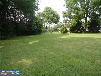 712 Cedar Grove Road Broomall, PA 19008 - Photo 3 of 11 View