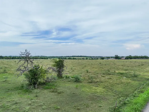 $780,000 | 5211 Chadwick-Hogan Road, Chappell Hill, TX 77426