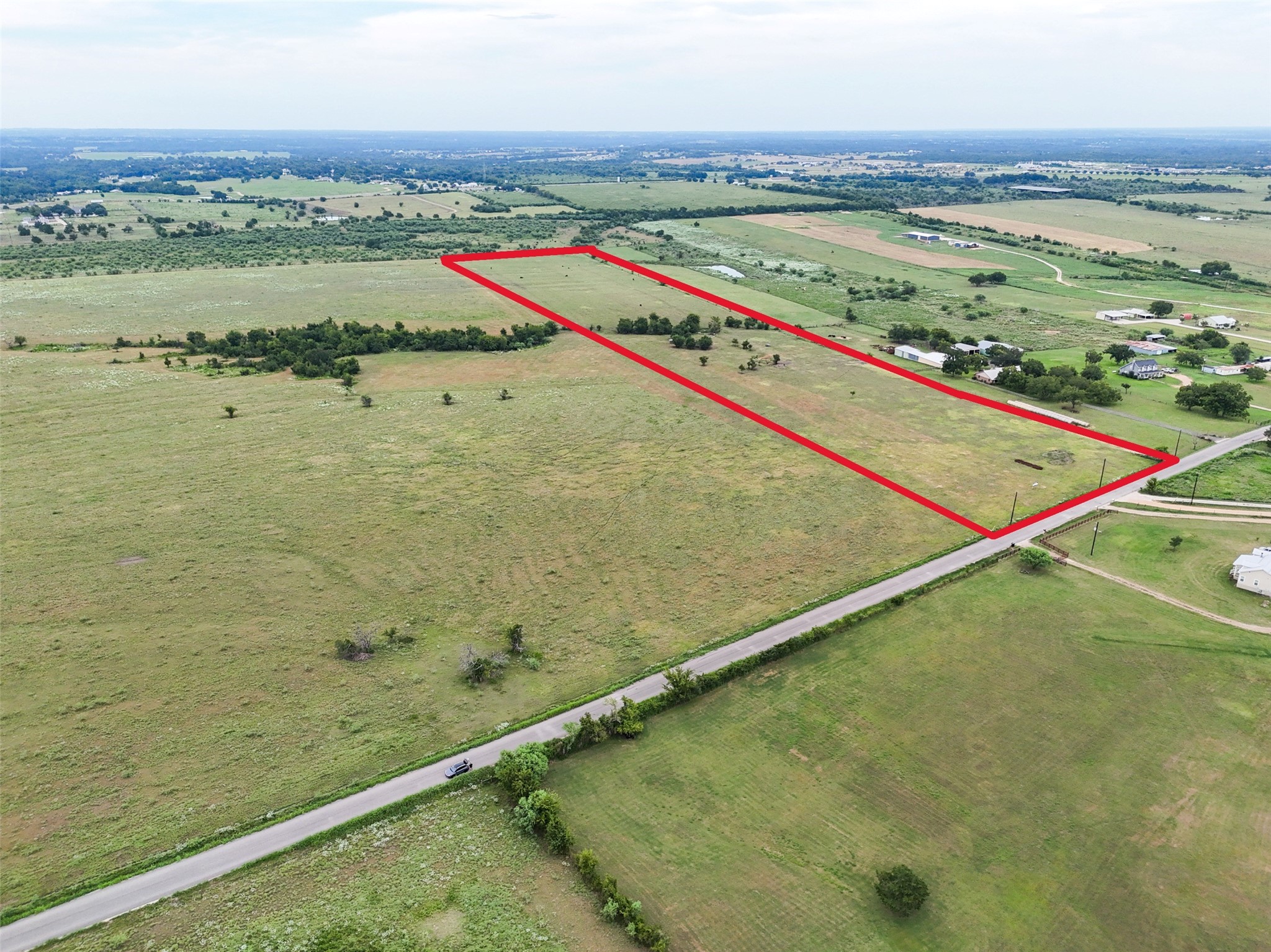 5211 Chadwick-Hogan Road Chappell Hill, TX 77426 - Photo 7 of 20 a view of an outdoor space and tv