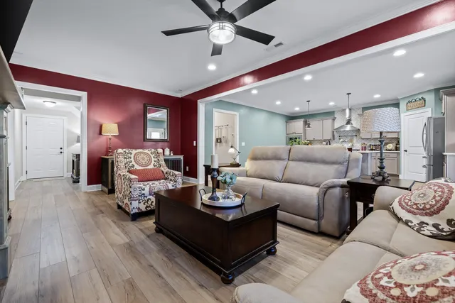 $599,999 | 2080 Rock Bass Way, Soddy Daisy, TN 37379