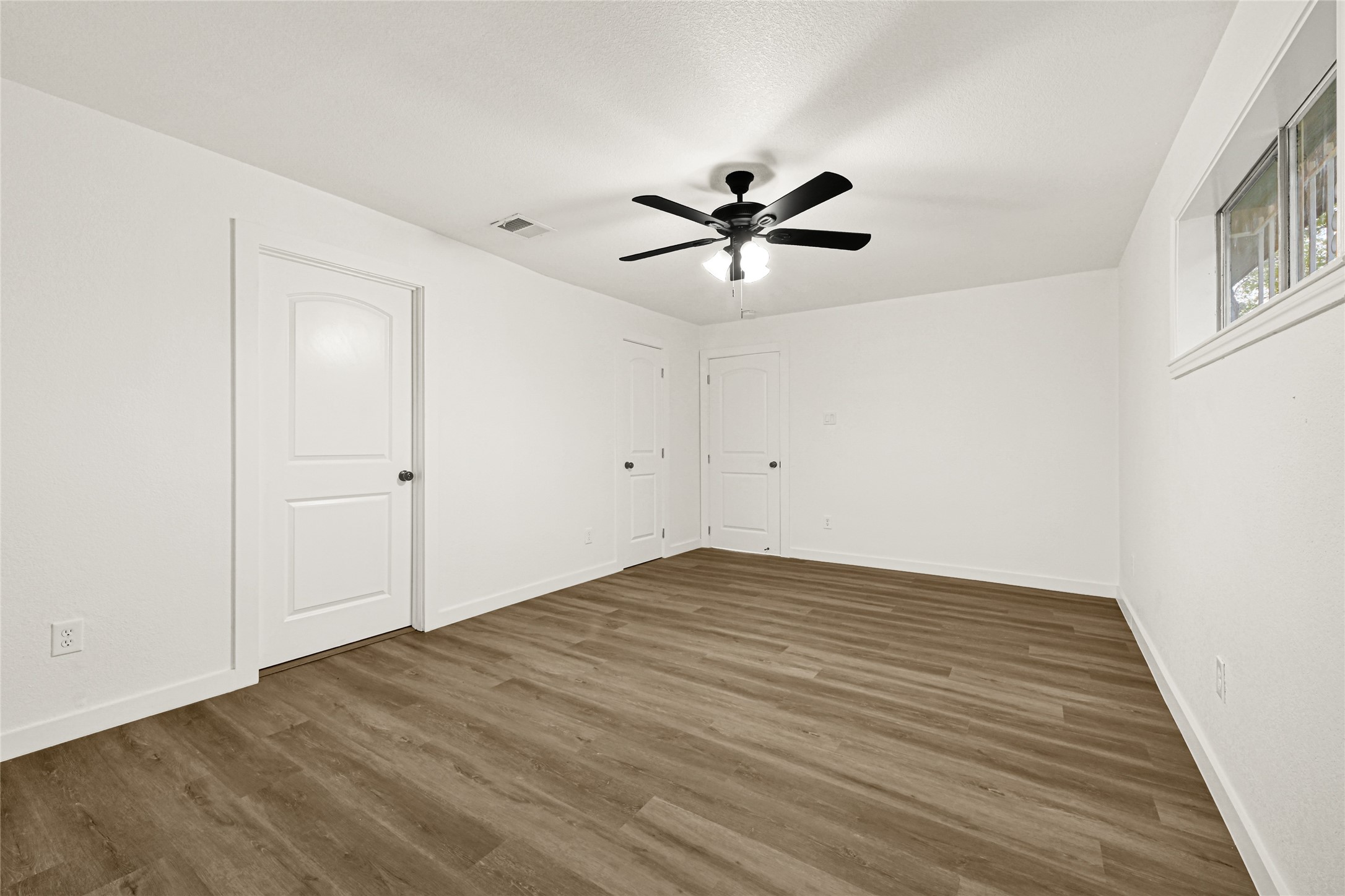 3013 Bloomfield Street Houston, TX 77051 - Photo 15 of 28