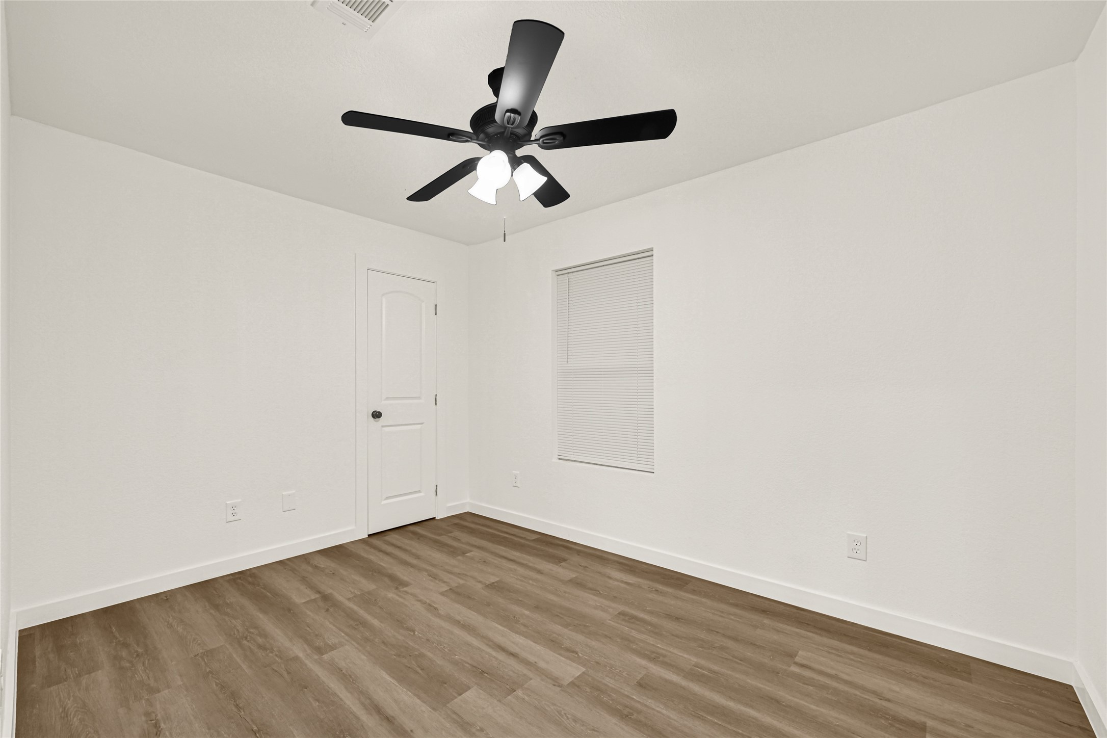 3013 Bloomfield Street Houston, TX 77051 - Photo 24 of 28