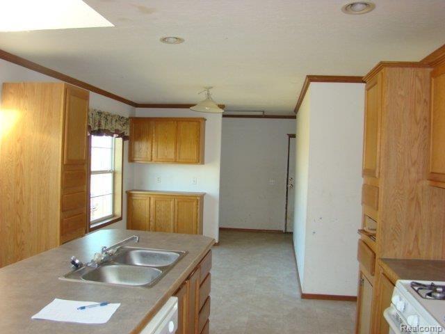 kitchen_pic_3.JPG