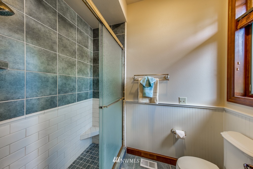 9916 Bayview Road Northwest Vaughn, WA 98394 - Photo 16 of 25 Gallery Image 16