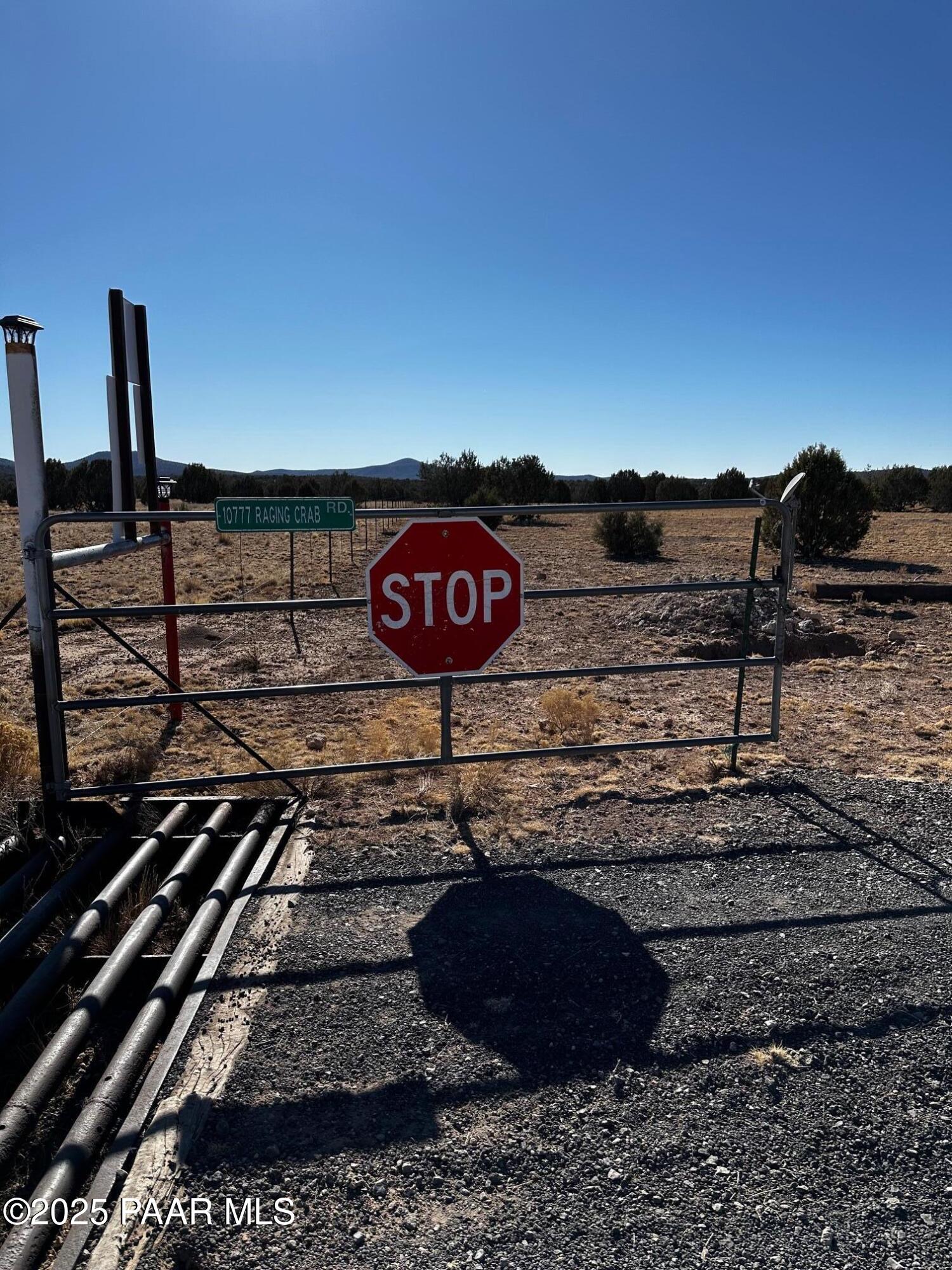 10777 Raging Crab Road Ash Fork, AZ 86320 - Photo 44 of 44 Front gate