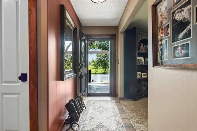 $950,000 | 39410 West 151st Street, Eudora, KS 66025