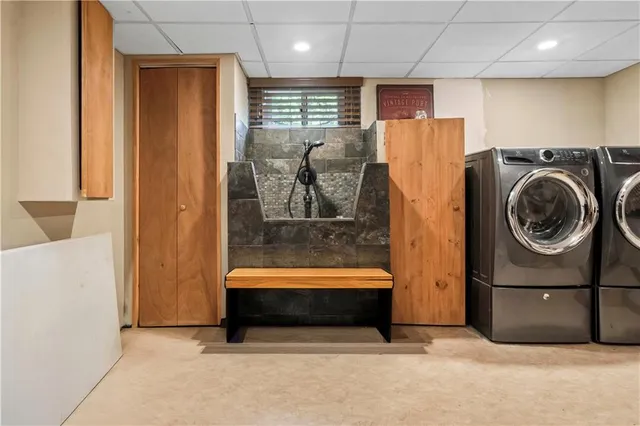 $950,000 | 39410 West 151st Street, Eudora, KS 66025