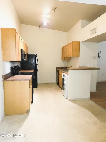 $235,000 | 1185 West University Avenue, Unit 134, Flagstaff, AZ 86001