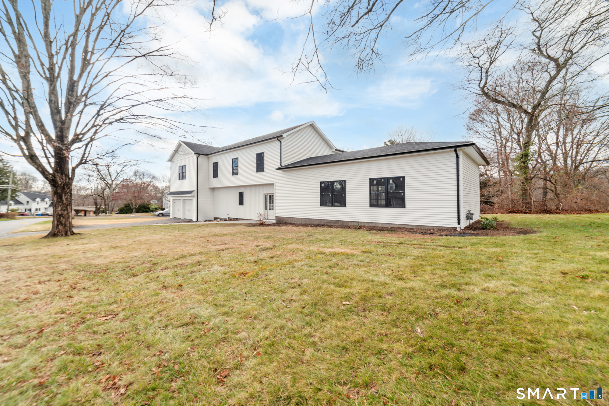 104 Eastfield Road Waterbury, CT 06708 - Photo 1 of 39