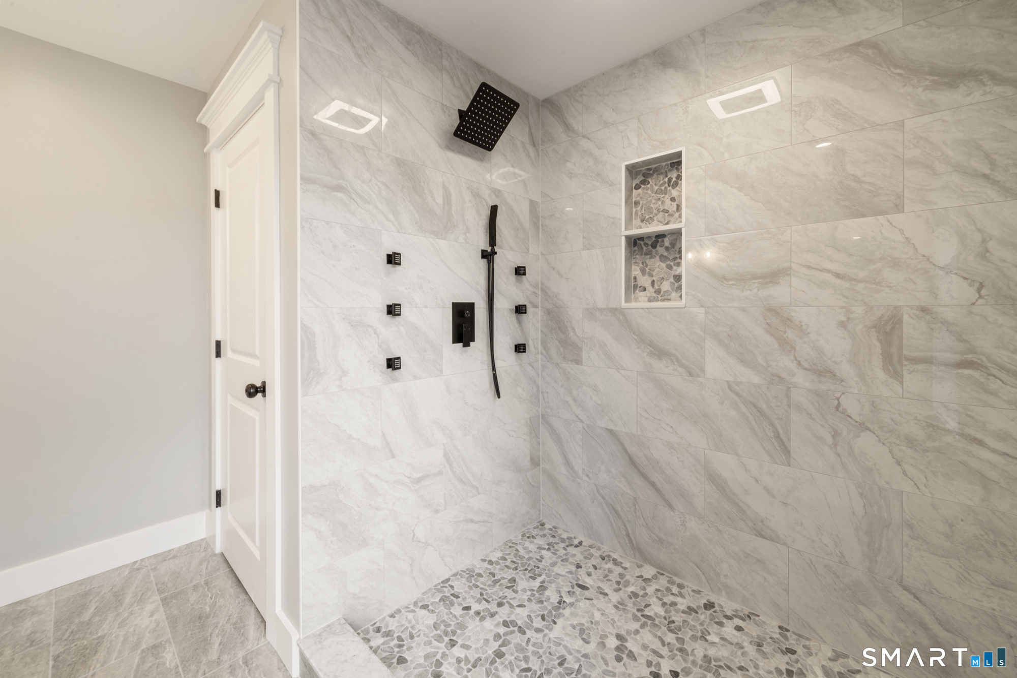 104 Eastfield Road Waterbury, CT 06708 - Photo 32 of 39