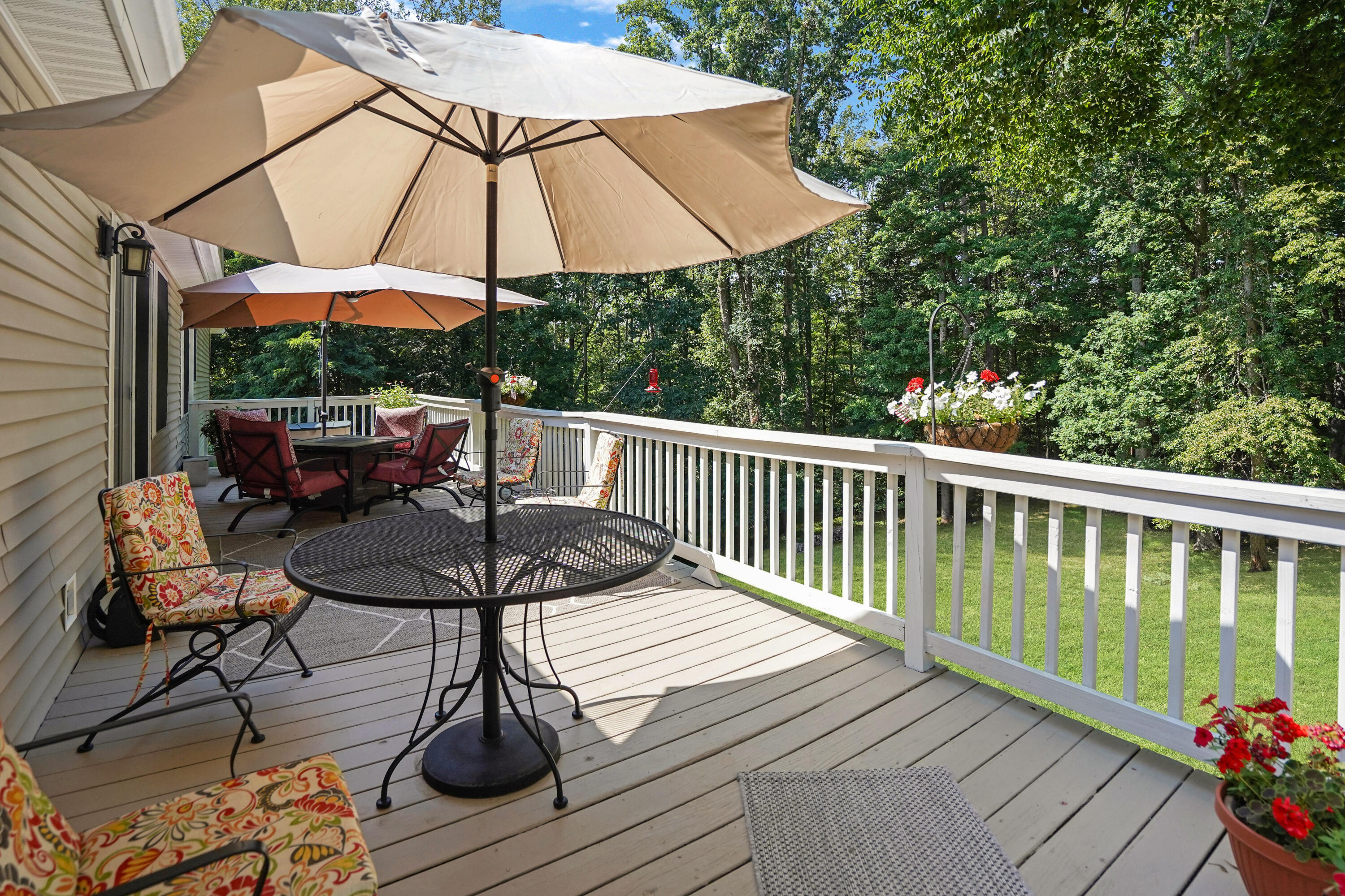 401 Whisperway Road Moneta, VA 24121 - Photo 31 of 60 Upper Deck