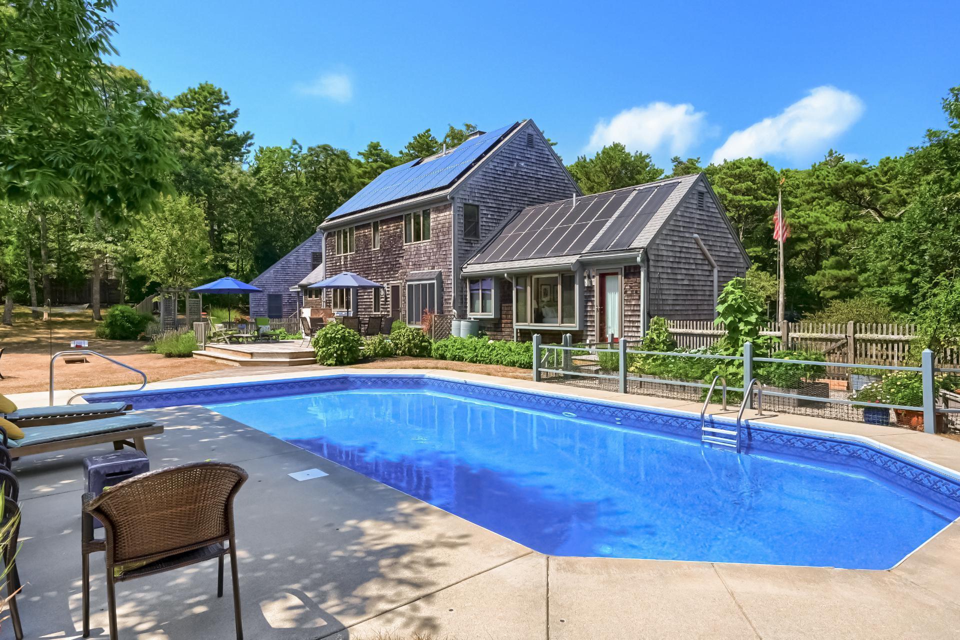 15_Backyard_IMG_8823