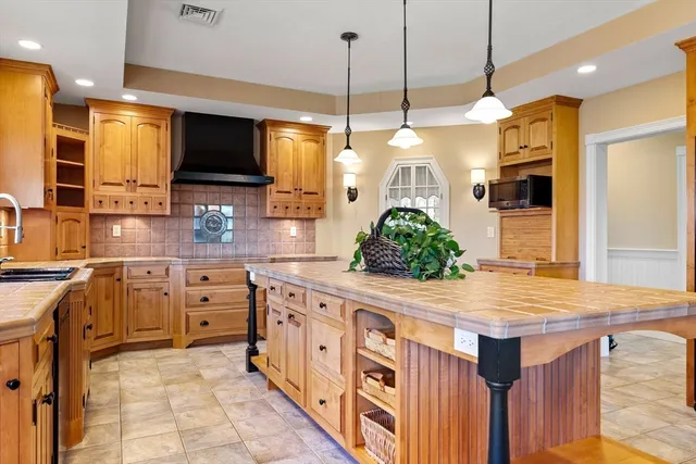 $2,295,000 | 955 Catamount Road, Pittsfield, NH 03263