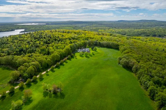 $2,295,000 | 955 Catamount Road, Pittsfield, NH 03263