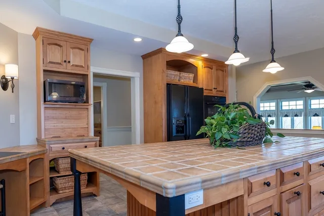 $2,295,000 | 955 Catamount Road, Pittsfield, NH 03263