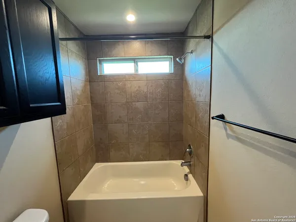 $1,295 | 6012 Jax Way, Unit 103, San Antonio, TX 78244