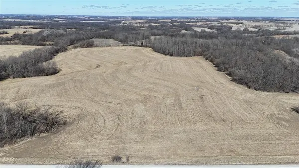 $440,000 | Southeast Frank Ross Road, Maysville, MO 64469