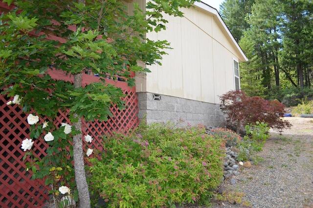 138 Draper Valley Road Selma, OR 97538 - Photo 17 of 42 20