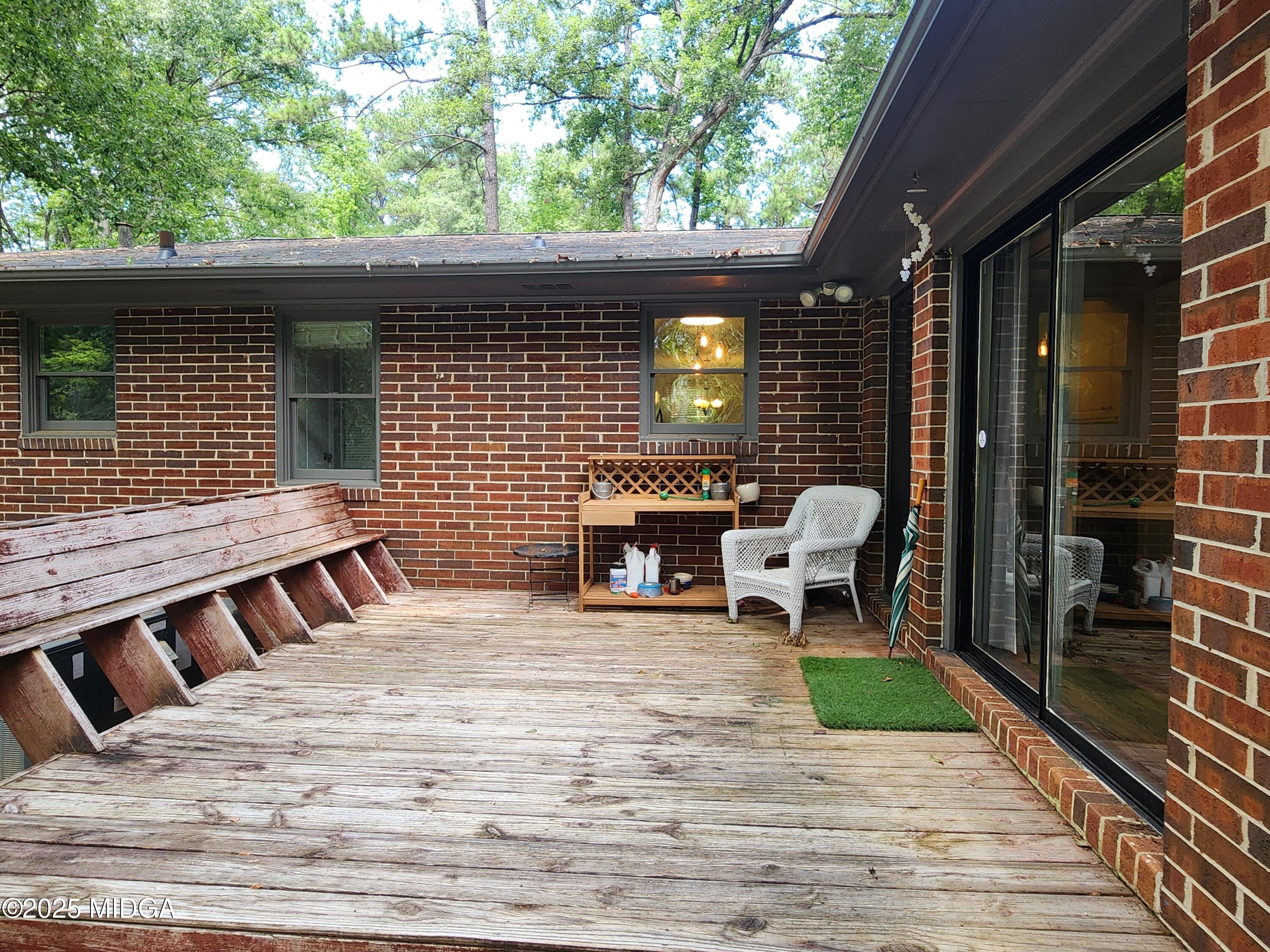 807 Wera Place Macon, GA 31210 - Photo 31 of 42 a view of a chair and tables in the balcony