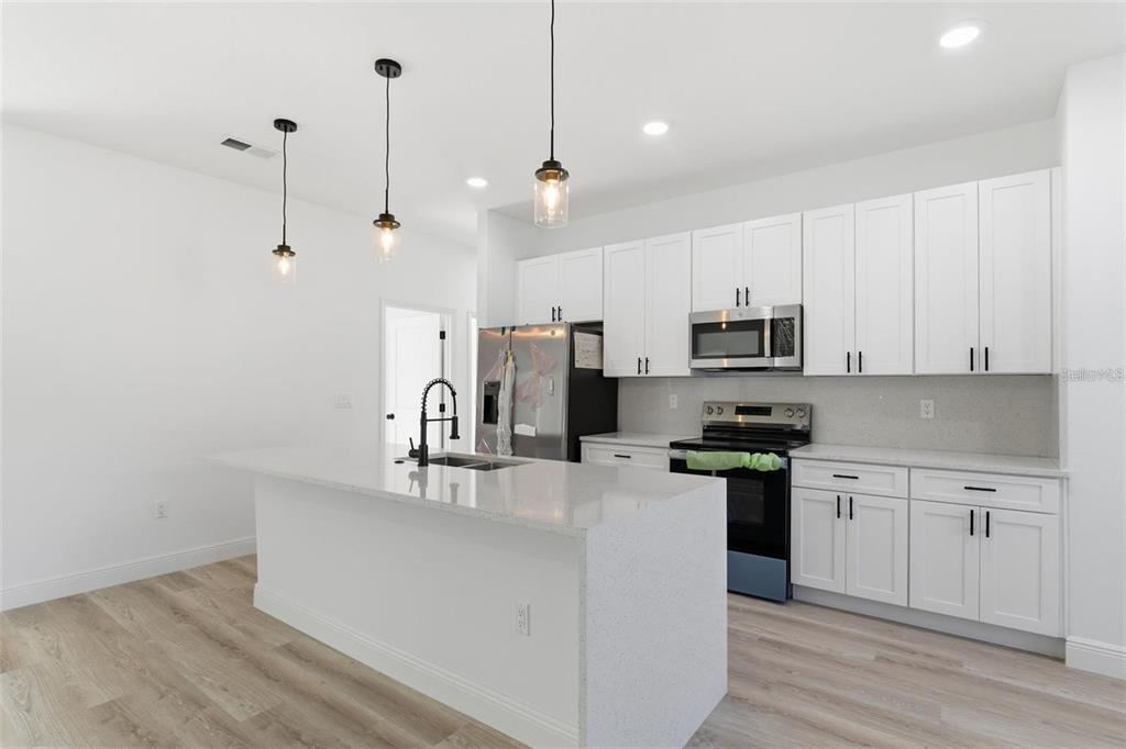 4572 Southwest 149th Street Ocala, FL 34473 - Photo 13 of 34