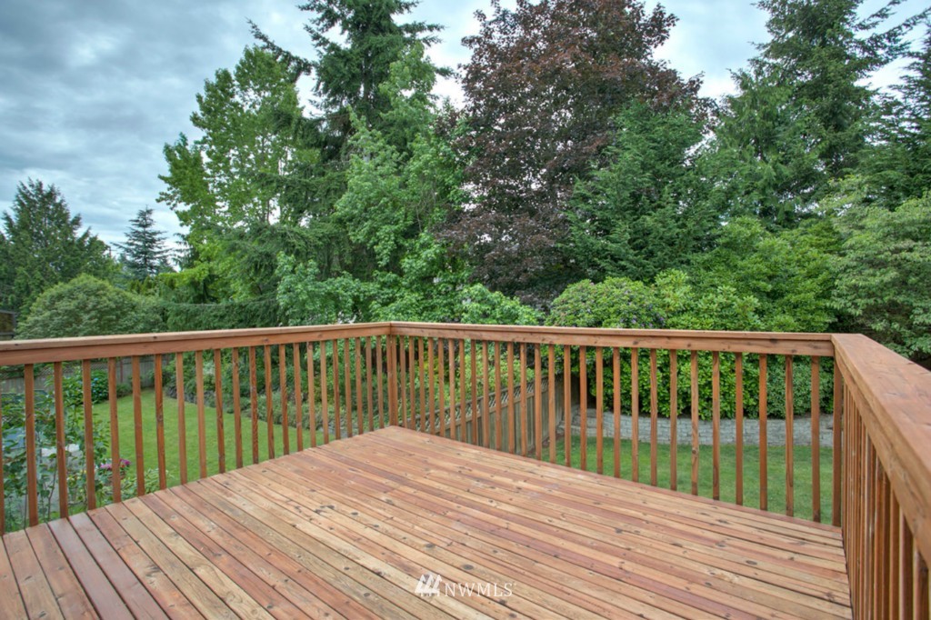 18433 135th Place Southeast Renton, WA 98058 - Photo 12 of 24 Gallery Image 12