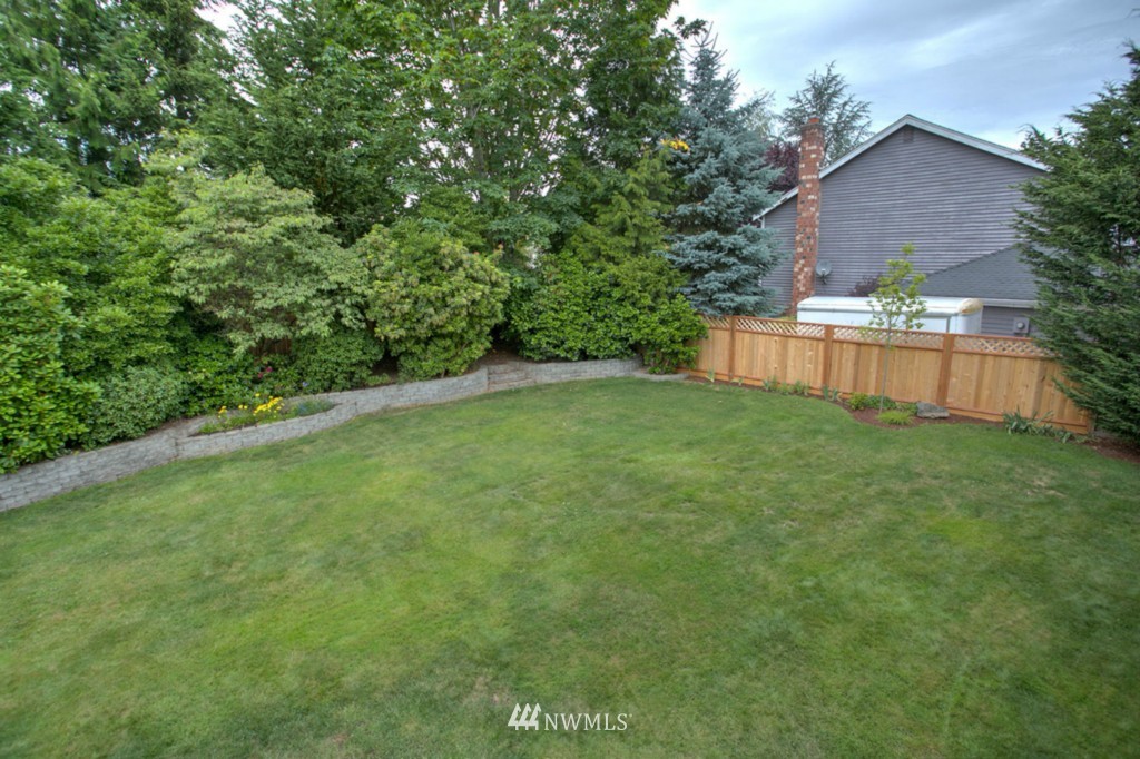 18433 135th Place Southeast Renton, WA 98058 - Photo 13 of 24 Gallery Image 13