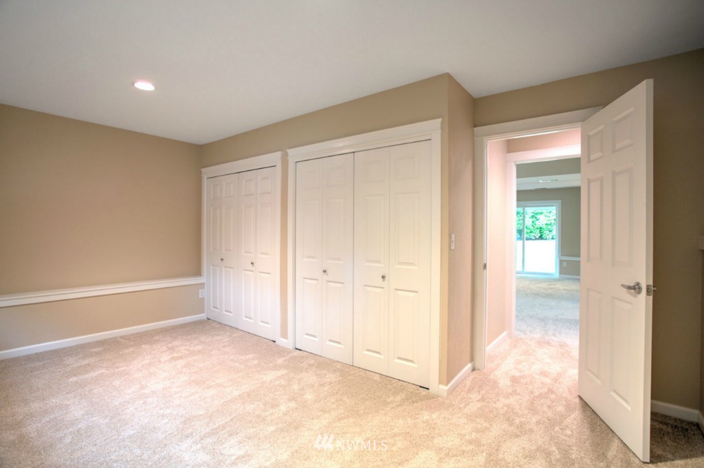 18433 135th Place Southeast Renton, WA 98058 - Photo 20 of 24 Gallery Image 20