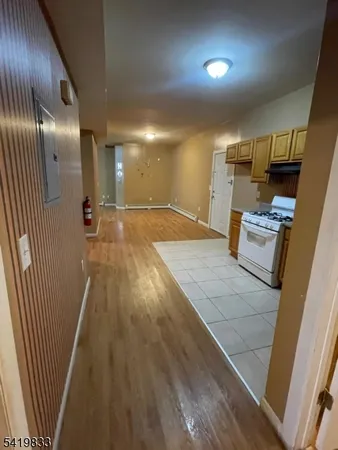 $2,200 | 976 Madison Avenue, Paterson, NJ 07501