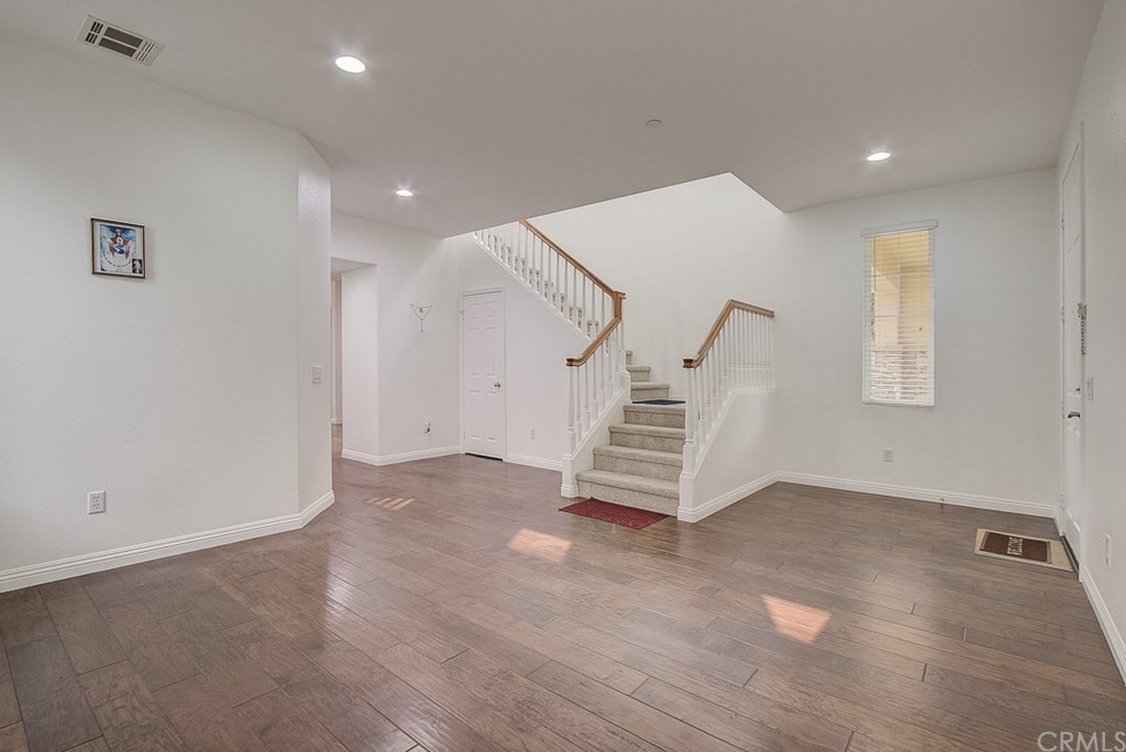 26 Sandstone Way Azusa, CA 91702 - Photo 6 of 49