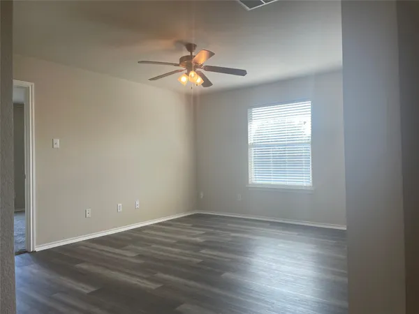 $2,275 | 109 Wimberley Street, Hutto, TX 78634