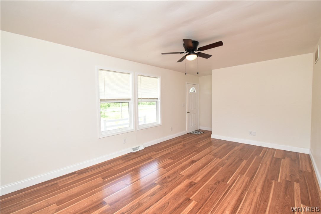 10843 Erie Road Brant, NY 14081 - Photo 6 of 39